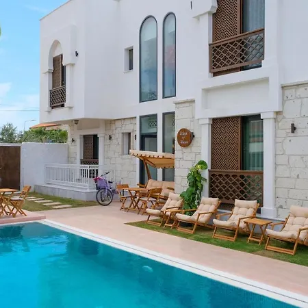 Отель Wind Of Alacati Adult Only 13 *